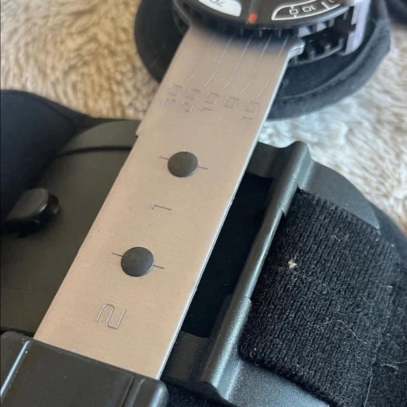 Breg T Scope Premier Post-Op Knee Brace: Superior Support & Comfort for Recovery - Picture 4 of 4